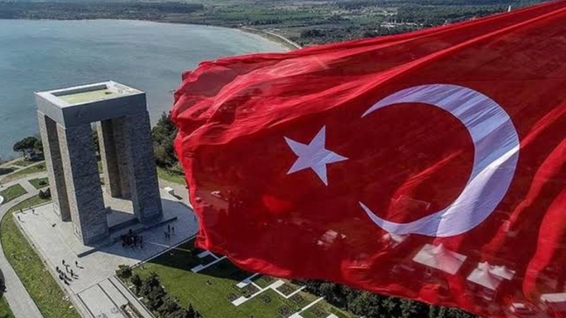 Çanakkale Zaferinin 109.Yıl Dönümününde Gazi Mustafa Kemal Atatürk ve Aziz Şehitlerimizi Anıyoruz